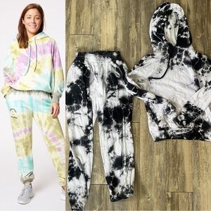 Year Of Ours Boyfriend Hoodie and Sweatpants in Black White Tie-Dye SET